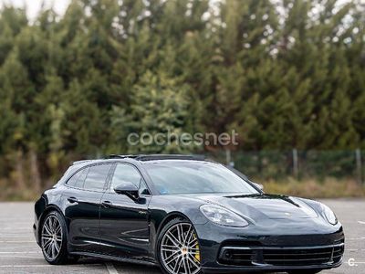 Porsche Panamera 4