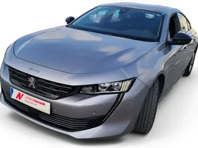 Usado Peugeot 508 Active 131 CV (96 kW) 2022 Gris