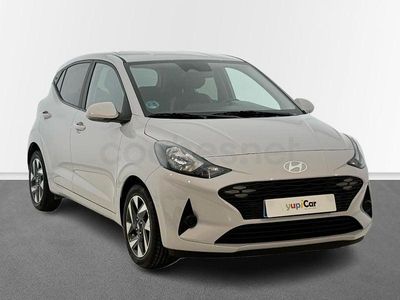 Usado Hyundai i10 63 CV (46 kW) 2025 Gris / plata Utilitario