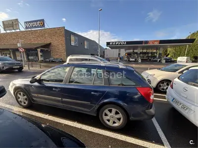 Usado Renault Laguna GrandTour Dynamique 120 CV (88 kW) 2004 Azul Familiar