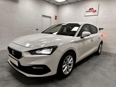 Usado Seat Leon Style 115 CV (84 kW) 2021 Blanco Berlina