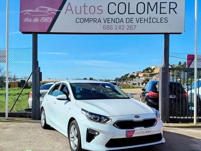 Usado Kia Ceed 120 CV (88 kW) 2019 Blanco Utilitario