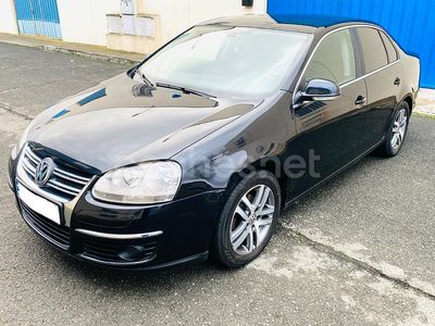 Negro Usado 2007 VW Jetta Advance Berlina | 3390 € (Caro)
