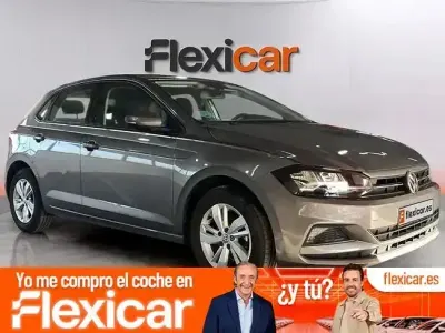 Usado VW Polo Advance 95 CV (69 kW) 2018 Gris Utilitario
