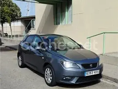 Usado Seat Ibiza I-Tech 105 CV (77 kW) 2013 Gris / plata Berlina
