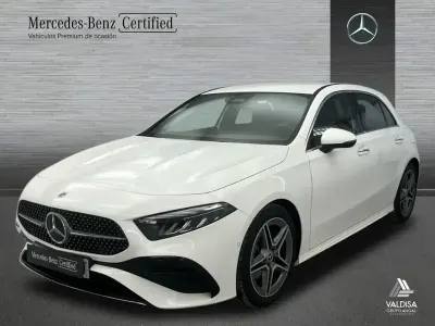 Käytetty Mercedes A200 AMG line 163 HP (119 kW) 2024 Valkoinen Sedan