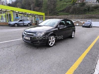 Negro Usado 2008 Opel Astra Cosmo Berlina | 2800 € (Precio justo)