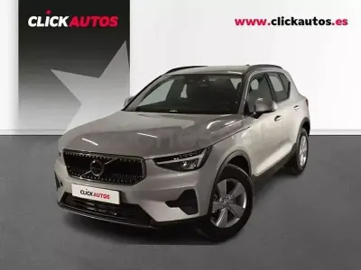 Begagnad Volvo XC40 163 HK (119 kW) 2025 Grå SUV