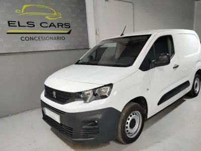 Usado Peugeot Partner S 102 CV (75 kW) 2021 Blanco Monovolumen