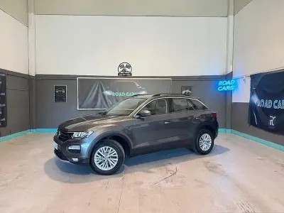 Usado VW T-Roc Advance 150 CV (110 kW) 2019 Gris / plata SUV