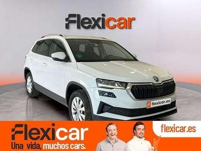 Usado Skoda Karoq Ambition 150 CV (110 kW) 2022 Blanco SUV