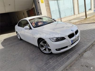Usado BMW 320 177 CV (130 kW) 2010 Blanco Coupe