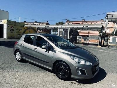 Gris / plata Usado 2012 Peugeot 308 Access Berlina | 5490 € (Precio justo)