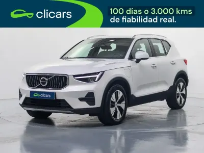 Usado Volvo XC40 Plus 179 CV (131 kW) 2023 Blanco SUV