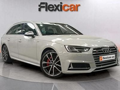 Usado Audi A4 Premium 354 CV (260 kW) 2017 Blanco Familiar
