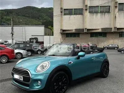 Usado Mini One Cabriolet 122 CV (89 kW) 2016 Azul Descapotable