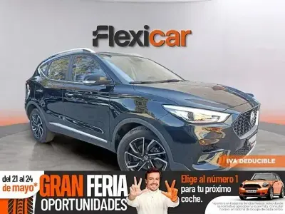 Begagnad MG ZS Luxury 111 HK (81 kW) 2023 Svart SUV