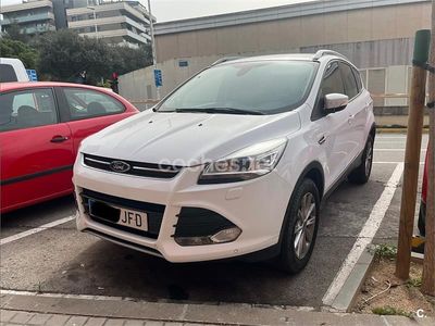 Usado Ford Kuga Titanium 150 CV (110 kW) 2015 Blanco SUV