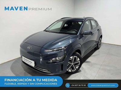 Gris Usado 2023 Hyundai Kona SUV | 28.500 € (Un poco caro)