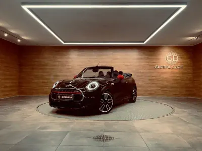 Usado Mini John Cooper Works Cabriolet 231 CV (169 kW) 2017 Verde Descapotable
