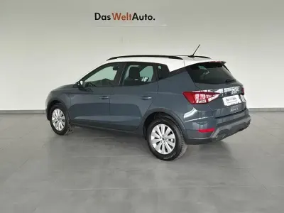 Usado Seat Arona Style 115 HP (84 kW) 2025 Cinzento SUV