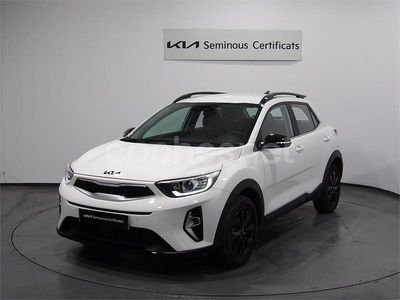 Blanco Usado 2024 Kia Stonic SUV | 20.690 € (Un poco caro)