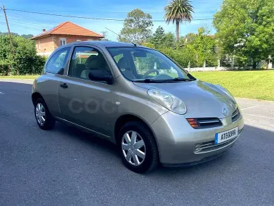 Usado Nissan Micra 80 CV (58 kW) 2005 Beige Berlina