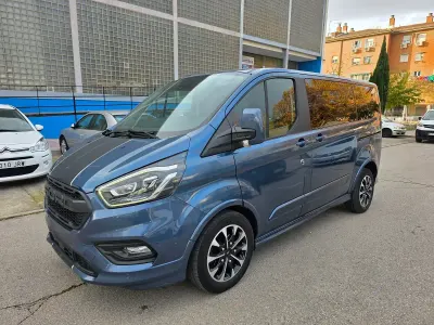 Usado Ford Tourneo Custom Sport 185 CV (136 kW) 2019 Azul Van