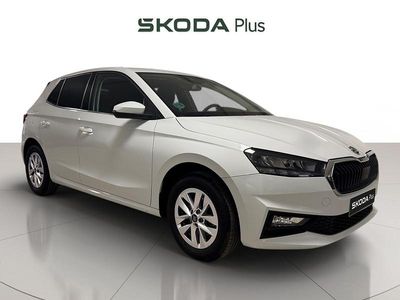 Usado Skoda Fabia 116 CV (85 kW) 2024 Blanco Berlina