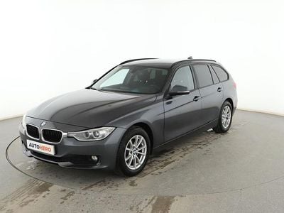 Usado BMW 318 Sport Line 143 CV (105 kW) 2015 Gris Familiar