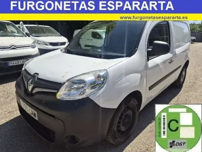 Usado Renault Kangoo 80 CV (58 kW) 2021 Blanco Monovolumen