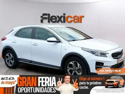 Usado Kia XCeed 120 CV (88 kW) 2022 Blanco SUV