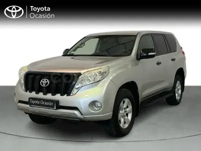 Usado Toyota Land Cruiser 177 CV (130 kW) 2016 Gris / plata SUV
