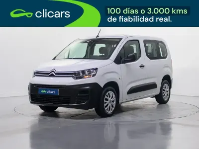 Käytetty Citroën Berlingo Business Class 100 HP (73 kW) 2022 Valkoinen Tila-auto