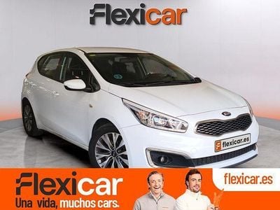 Usado Kia Ceed Plus 100 CV (73 kW) 2018 Blanco Utilitario