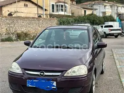 Usado Opel Corsa Enjoy 75 CV (55 kW) 2005 Granate Utilitario