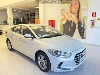 Gris / plata Usado 2016 Hyundai Elantra Utilitario | 12.900 € (Un poco caro)