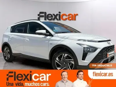 Usado Hyundai Bayon 100 CV (73 kW) 2023 Blanco SUV