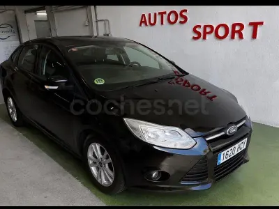Usado Ford Focus Sport 115 CV (84 kW) 2011 Negro Berlina