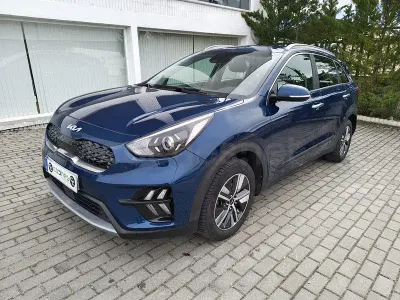 Usado Kia Niro 141 CV (103 kW) 2022 Azul SUV
