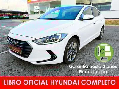 Usado Hyundai Elantra 136 CV (100 kW) 2018 Blanco Berlina