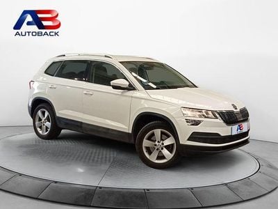 Usado Skoda Karoq Ambition 149 CV (109 kW) 2021 Blanco SUV