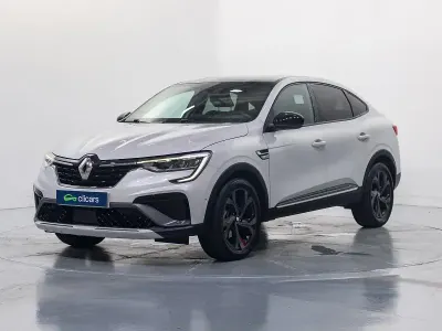 Usado Renault Arkana R.S. 145 CV (106 kW) 2022 Blanco SUV