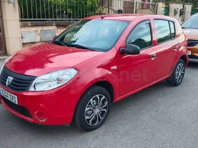 Brugt Dacia Sandero Base 75 HK (55 kW) 2010 Rød Sedan