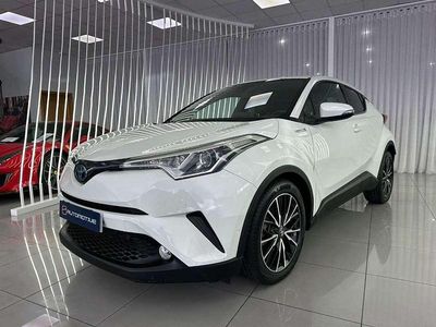 Käytetty Toyota C-HR Advance 122 HP (89 kW) 2018 Valkoinen Katumaasturi