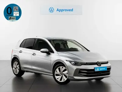 Usado VW Golf VIII Style 204 CV (150 kW) 2025 Plateado Berlina