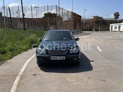Usado Mercedes C200 Elegance 122 CV (89 kW) 2005 Verde Berlina