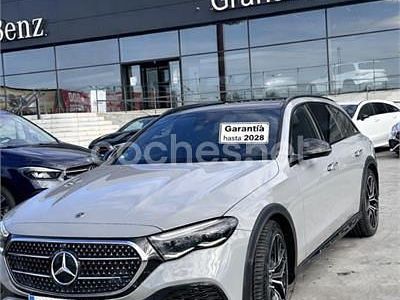 Usado Mercedes E300 313 CV (230 kW) 2024 Gris / plata Familiar