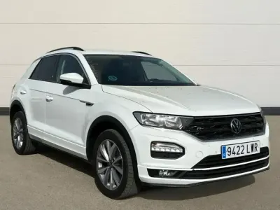 Usado VW T-Roc Advance 110 CV (80 kW) 2022 Blanco SUV