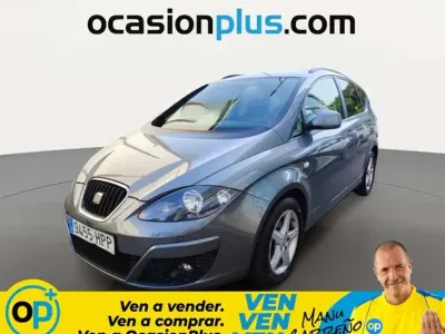 Usado Seat Altea XL Reference 105 CV (77 kW) 2013 Gris Monovolumen